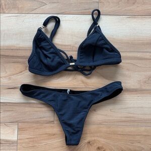 Elegant Black Ribbed Bikini Set